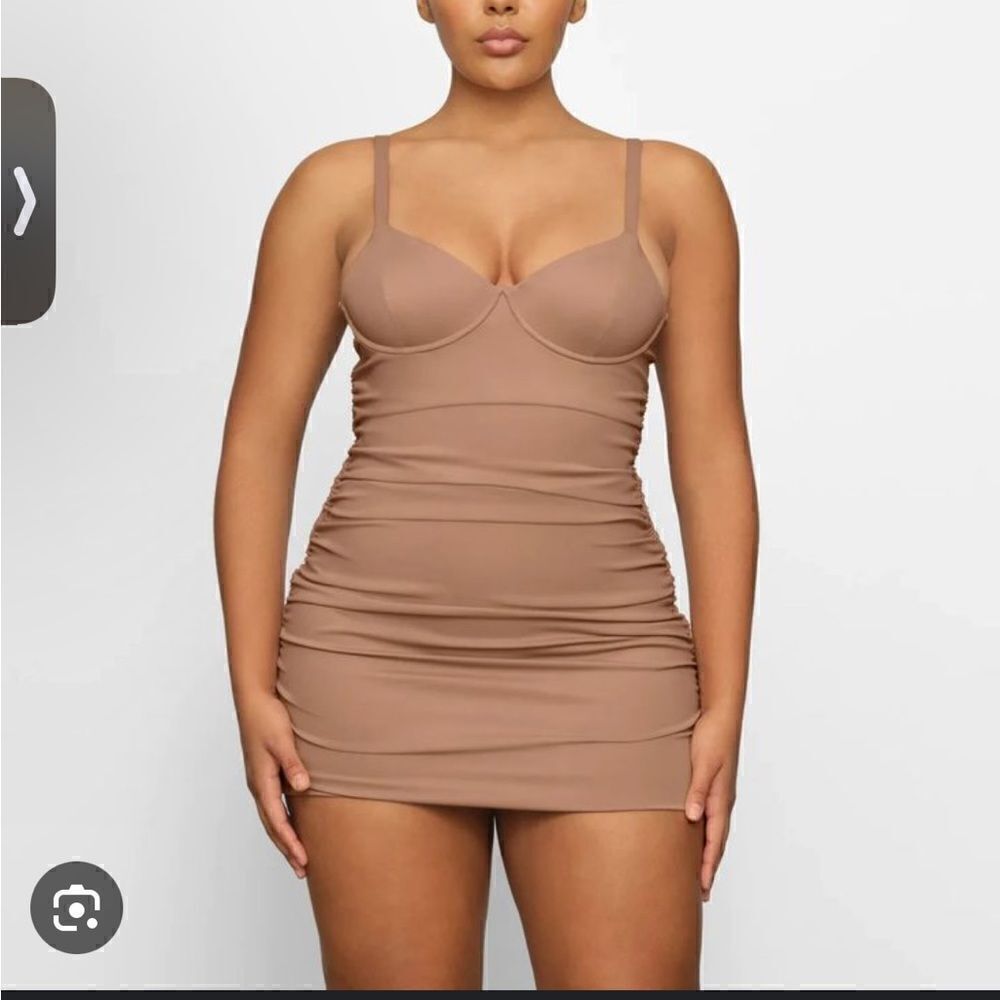 SKIMS Sculpting Swim Dress Women  XXS Onyx Ruched One Piece Shaping Flattering